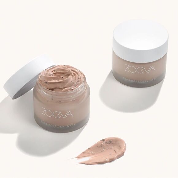 FREE with $100 purchase 🖤  Zoeva • Soft rose clay mask - Picture 2 of 3